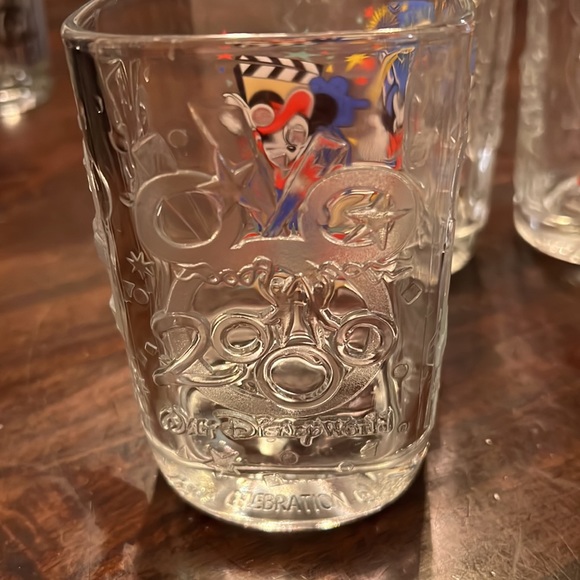 LIMITED Disney year 2000 Y2K McDonald’s Collectors Glasses each sold separately - Picture 4 of 12